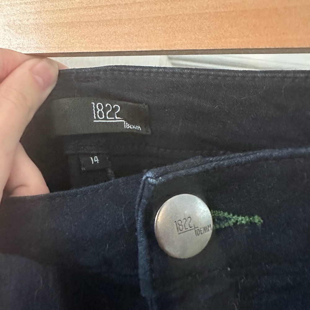 1822 DENIM JEANS